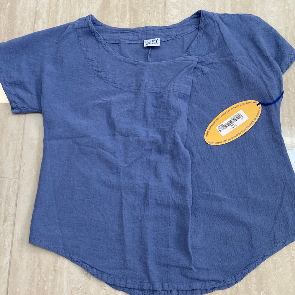 Brand new with tags Oh My Guaze! Salty shirt.  Size 1. Color sea.